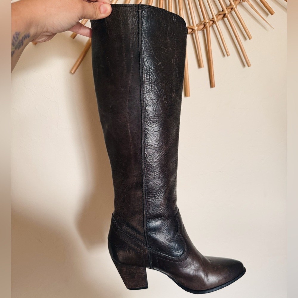 Vintage Frye Renee Boots - Picture 7 of 10
